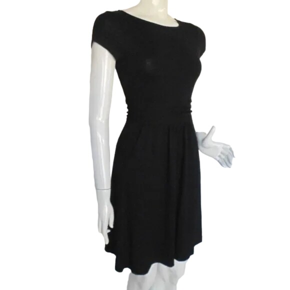 BODEN Dress, 2P Petite, Solid Black, Jersey soft, Ruched waist, Short sleeves - Picture 3 of 13